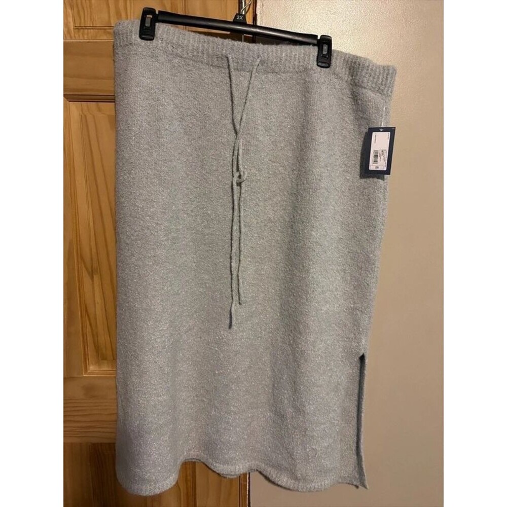 Women’s Grey Skirt 2X